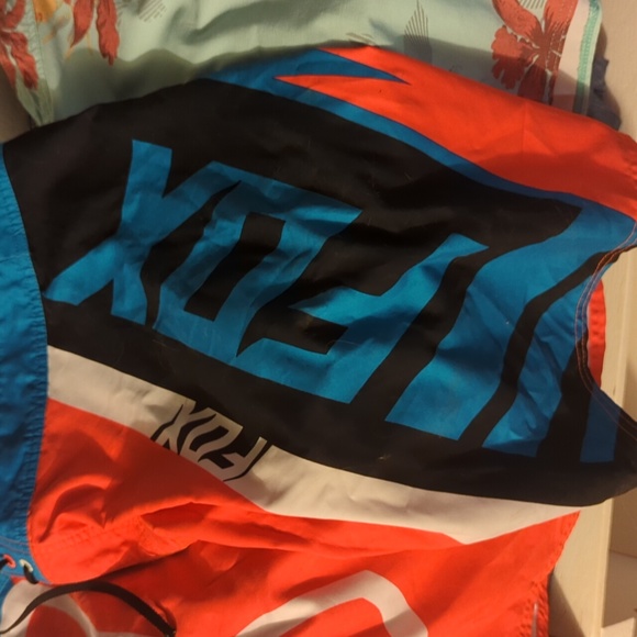 Swim shorts - Picture 2 of 4